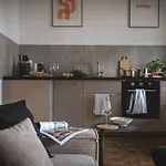 Nooqa - 'exklusives Design - Parkplatz, Balkon, Nespresso - 6 Personen - 85qm Daire Duisburg
