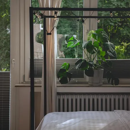 Nooqa - 'exklusives Design - Parkplatz, Balkon, Nespresso - 6 Personen - 85qm * Duisburg