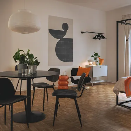 Nooqa - 'exklusives Design - Parkplatz, Balkon, Nespresso - 6 Personen - 85qm Appartamento *