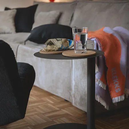 Nooqa - 'exklusives Design - Parkplatz, Balkon, Nespresso - 6 Personen - 85qm *