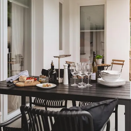 Apartmán Nooqa - 'exklusives Design - Parkplatz, Balkon, Nespresso - 6 Personen - 85qm