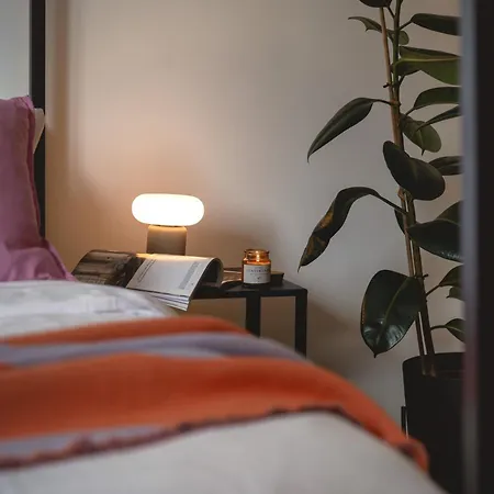 Nooqa - 'exklusives Design - Parkplatz, Balkon, Nespresso - 6 Personen - 85qm * Duisburg