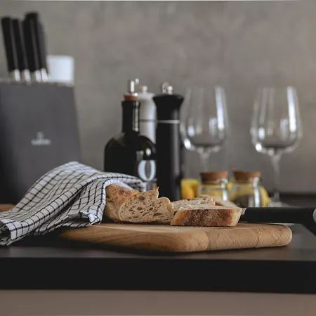 Nooqa - 'exklusives Design - Parkplatz, Balkon, Nespresso - 6 Personen - 85qm Apartman