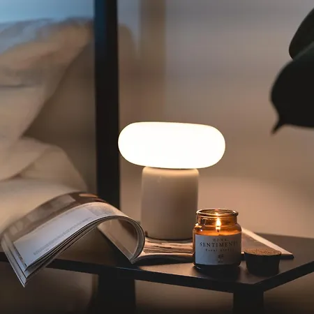 Nooqa - 'exklusives Design - Parkplatz, Balkon, Nespresso - 6 Personen - 85qm * Duisburg