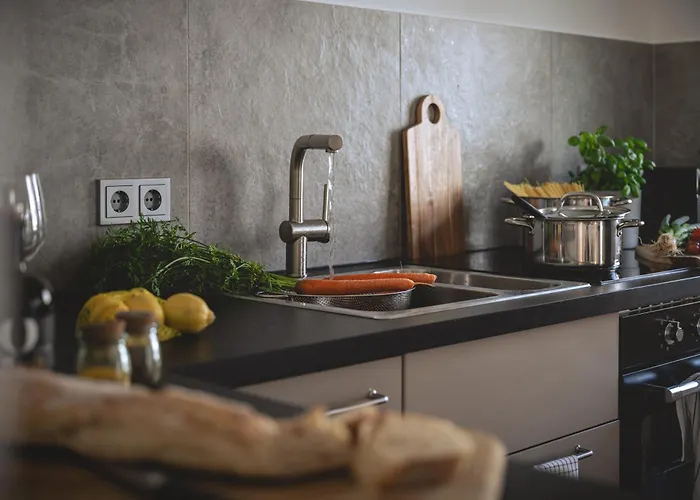 Apartman Nooqa - 'exklusives Design - Parkplatz, Balkon, Nespresso - 6 Personen - 85qm