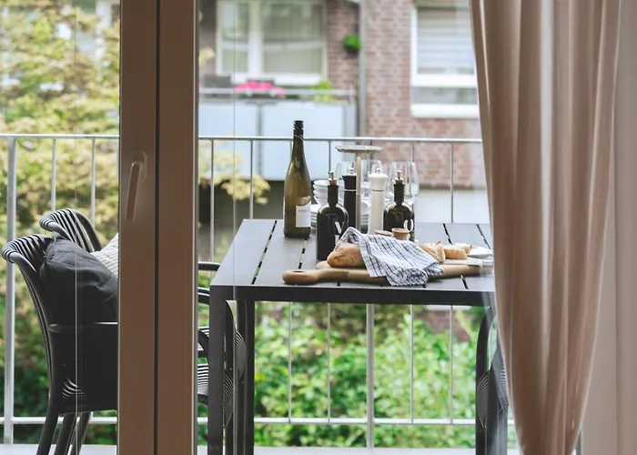 Nooqa - 'exklusives Design - Parkplatz, Balkon, Nespresso - 6 Personen - 85qm Lejlighed Duisburg