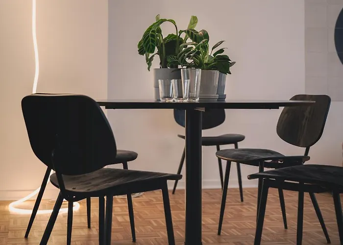 Nooqa - 'exklusives Design - Parkplatz, Balkon, Nespresso - 6 Personen - 85qm Ντούισμπουργκ